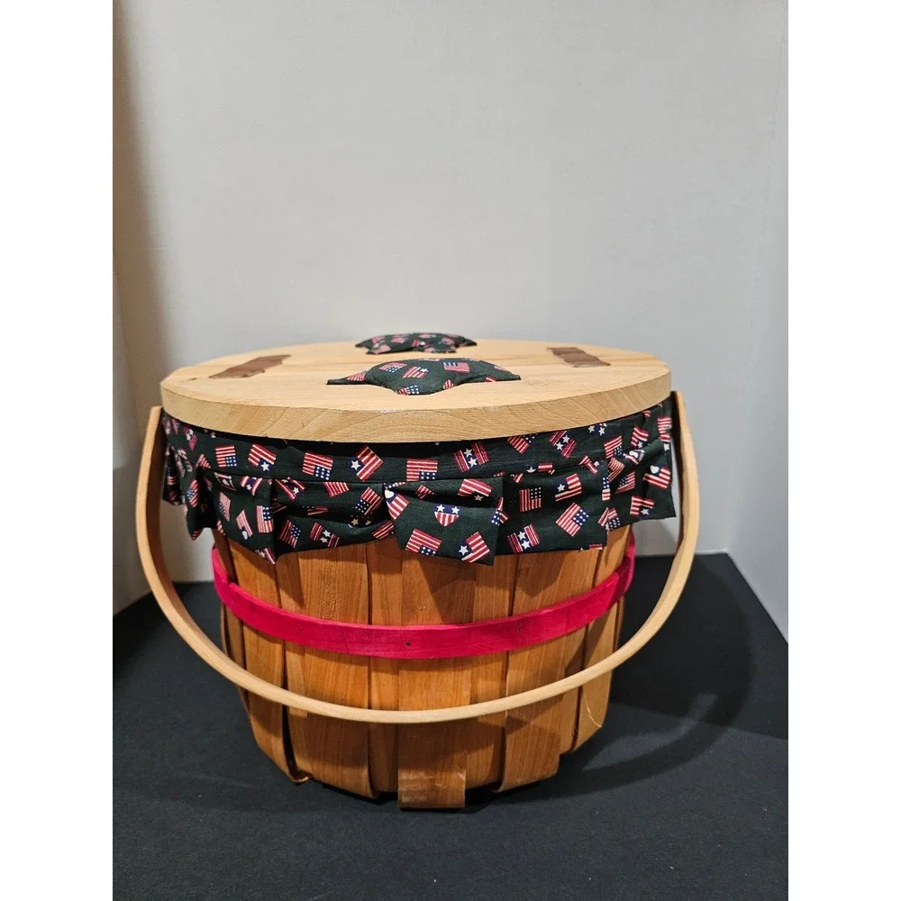 Vintage Americana Farmhouse Sewing Basket Picnic Basket